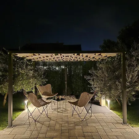 Giardino - New Mobile In Olive Garden, Ev Plug-in Station
